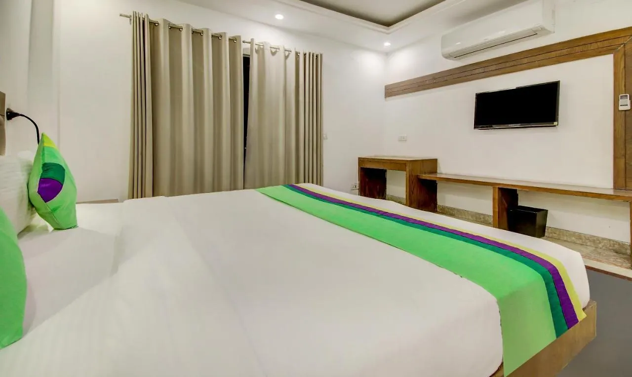Hotel Fabhotel The Kings Plaza New Delhi
