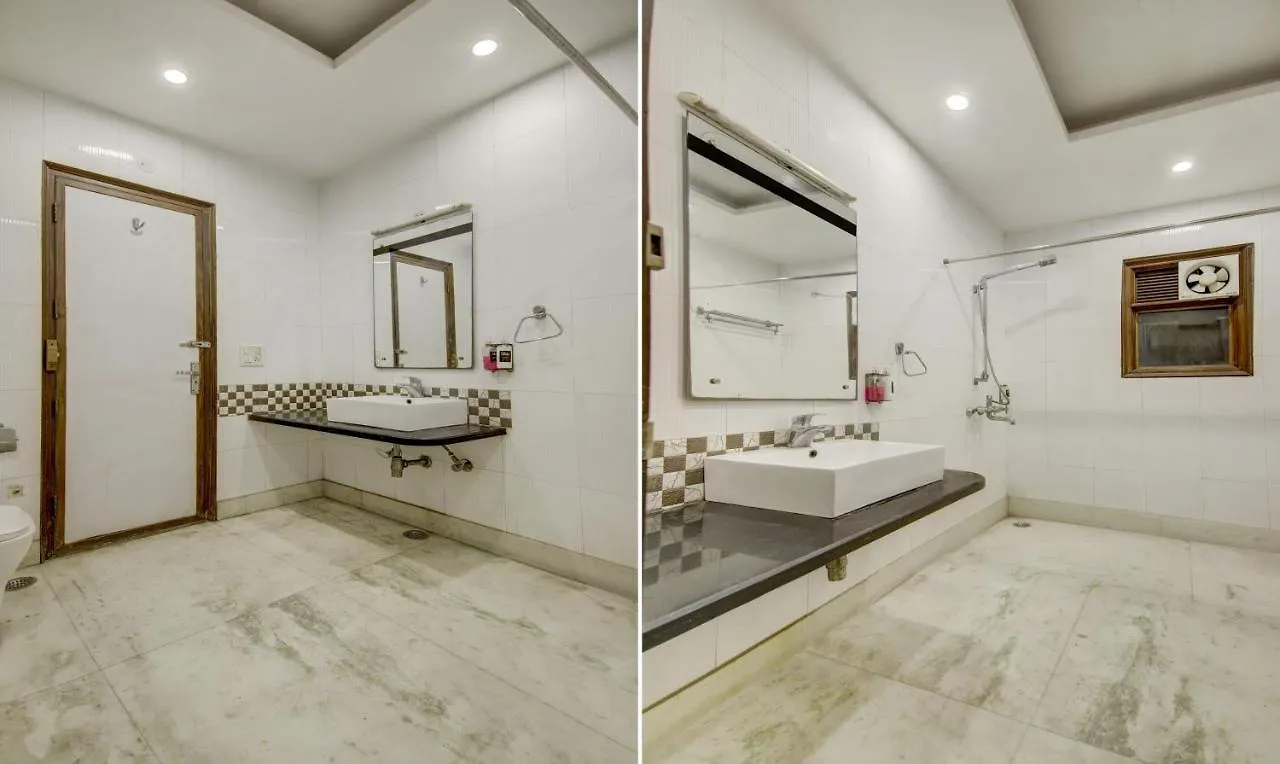 Hotel Fabhotel The Kings Plaza New Delhi