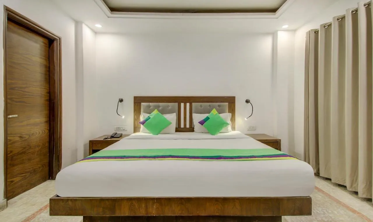Fabhotel The Kings Plaza New Delhi