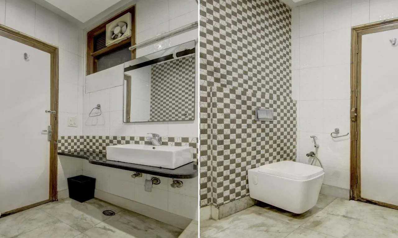 Fabhotel The Kings Plaza New Delhi Hotel