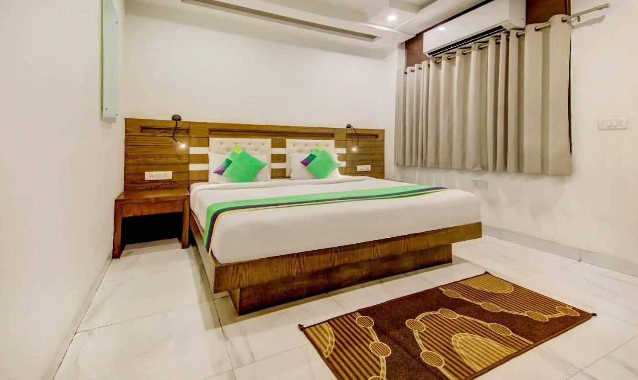 Fabhotel The Kings Plaza New Delhi