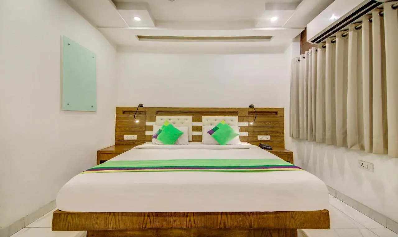 Fabhotel The Kings Plaza New Delhi 3*,  India