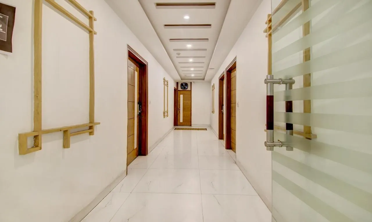 Fabhotel The Kings Plaza New Delhi Hotel