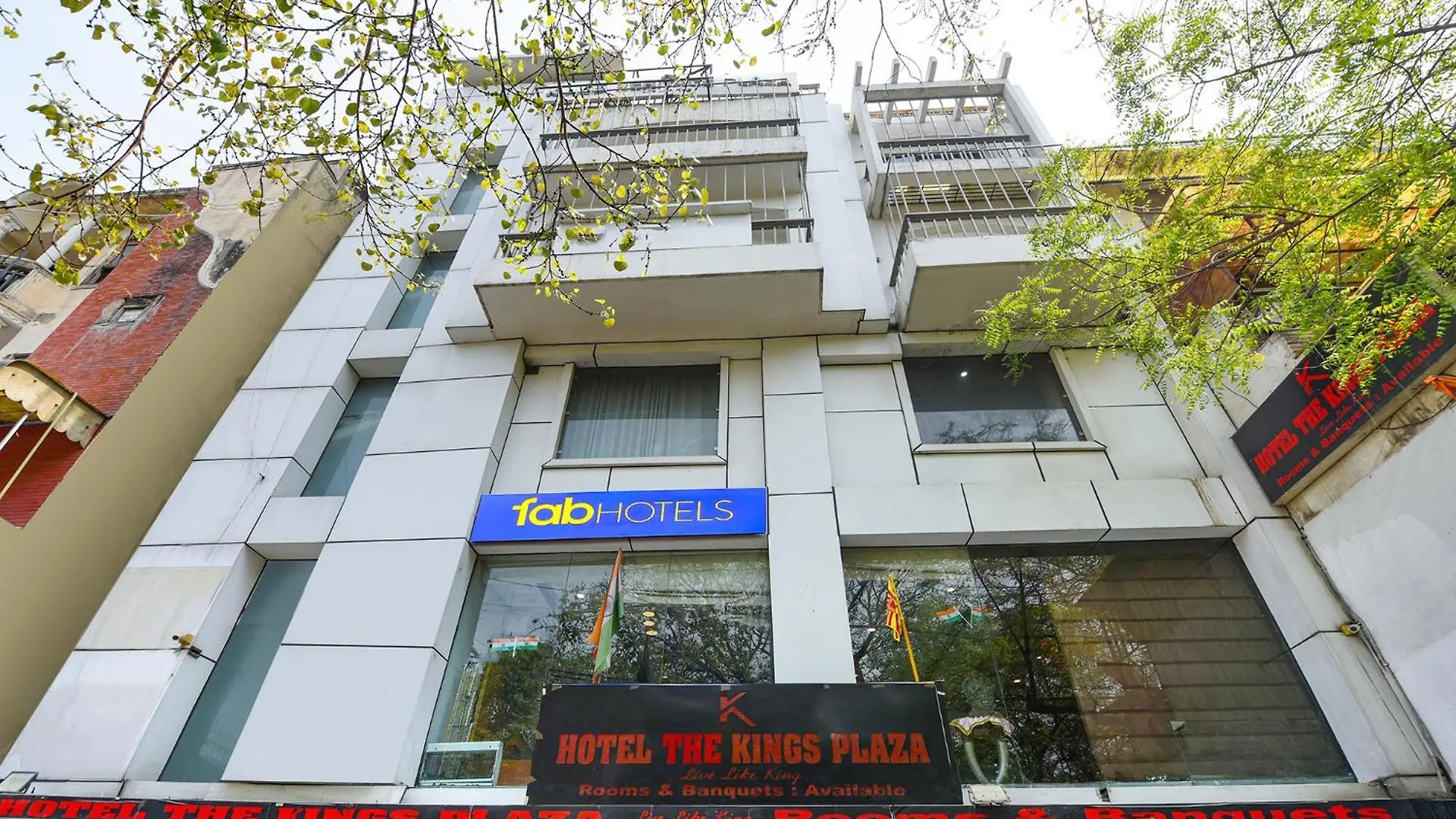 Fabhotel The Kings Plaza New Delhi 3*,  India
